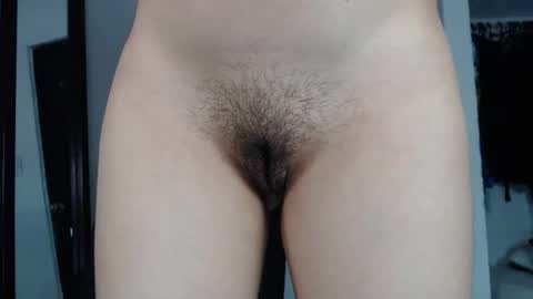 Snapshot of doll_dollys_ chatting on 03.08.25 doll_dollys_ online show from 03.08.25