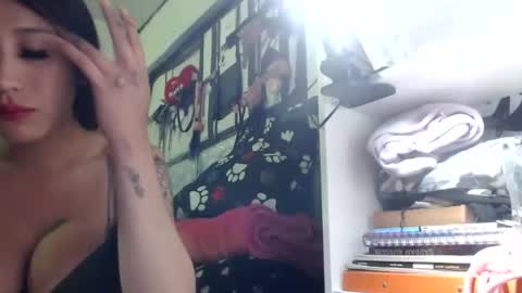 Snapshot of doll_sary chatting on 12.24.24 Catherine XXX online show from 12.24.24