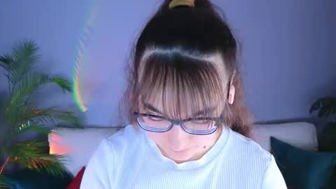 Snapshot of doll_tessa chatting on 10.12.25 Tessa online show from 10.12.25