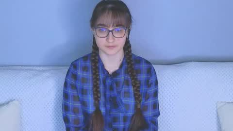 Snapshot of doll_tessa chatting on 02.17.26 Tessa online show from 02.17.26