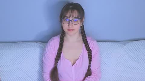 Snapshot of doll_tessa chatting on 03.09.26 Tessa online show from 03.09.26