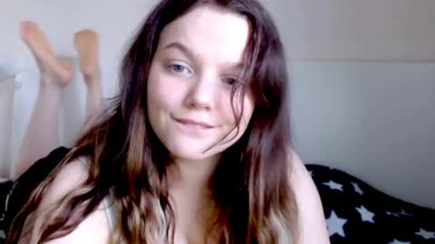 Snapshot of dolldolor chatting on 05.19.26 Charlotte online show from 05.19.26