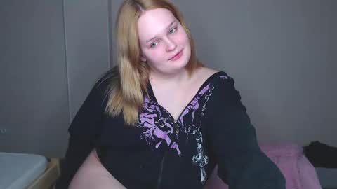 Snapshot of dolled_up_cvnt chatting on 02.14.25 Miss Rose online show from 02.14.25