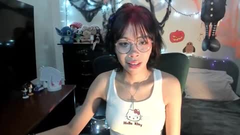 mina online show from 10.21.25