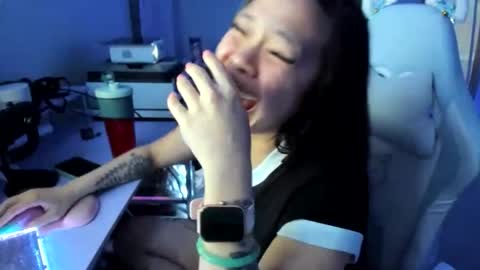 DOLLLFACE online show from 04.09.26