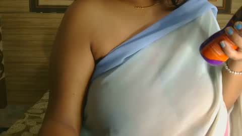 dolly_2 online show from 02.25.25