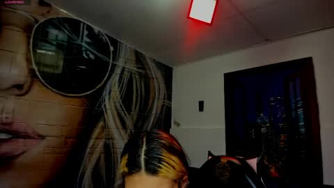 Dolly pocket online show from 04.07.26