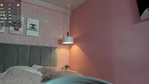 Call me Zoe  online show from 01.07.25