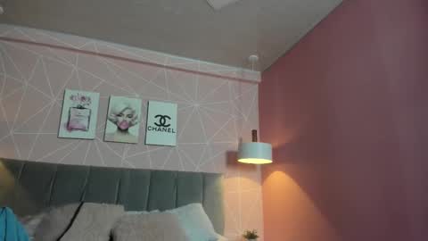 Call me Zoe  online show from 09.18.25