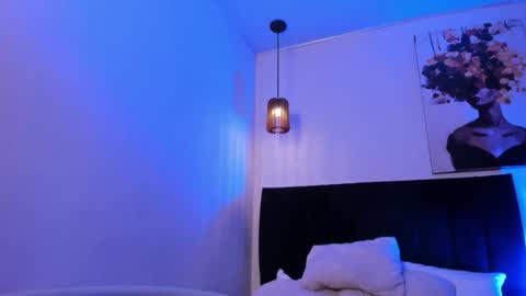 Call me Zoe  online show from 03.14.26