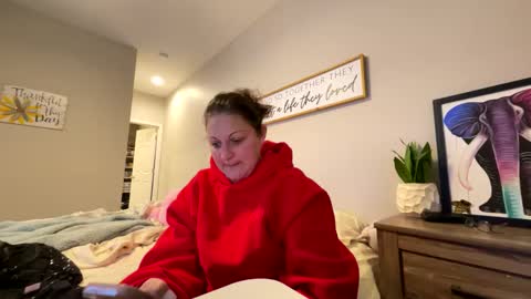 Dolly online show from 03.02.25