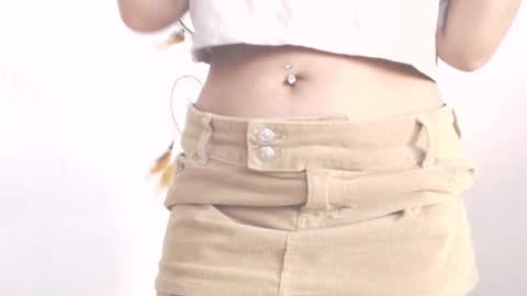 Snapshot of dollysweet666 chatting on 02.19.25 dollysweet666 online show from 02.19.25