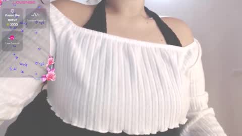 Snapshot of dollysweet666 chatting on 10.18.25 dollysweet666 online show from 10.18.25