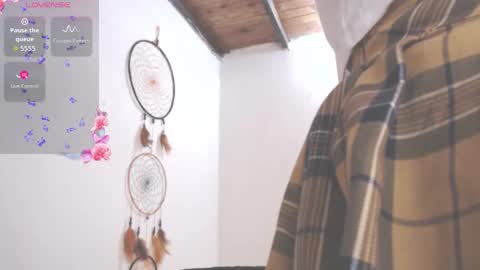 Snapshot of dollysweet666 chatting on 10.23.25 dollysweet666 online show from 10.23.25