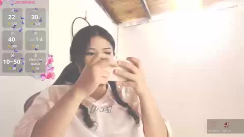 Snapshot of dollysweet666 chatting on 02.23.26 dollysweet666 online show from 02.23.26