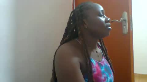 dollyvee online show from 03.26.26