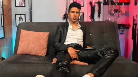 Diego Castell online show from 01.26.25