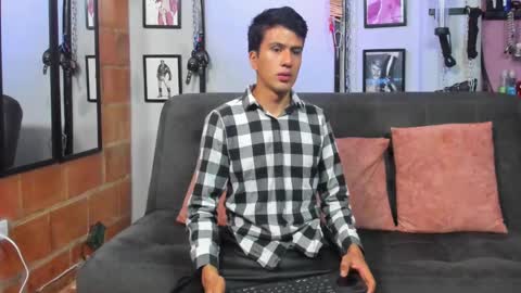 Diego Castell online show from 02.16.25