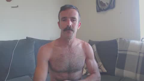Snapshot of dombolio chatting on 05.30.26 Dombol online show from 05.30.26