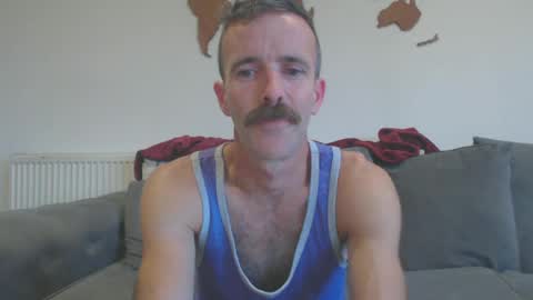 Snapshot of dombolio chatting on 06.19.26 Dombol online show from 06.19.26