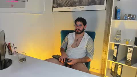 Snapshot of domboy_ chatting on 07.28.26 domboy online show from 07.28.26