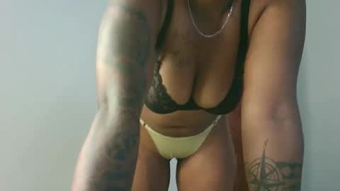 Snapshot of domecesy chatting on 10.15.25 Amarie noels online show from 10.15.25