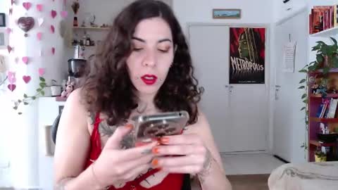 Snapshot of domenica_dos_ouros chatting on 08.04.26 sweet domme online show from 08.04.26