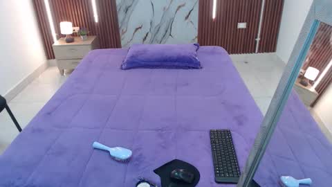 domenica online show from 10.22.25