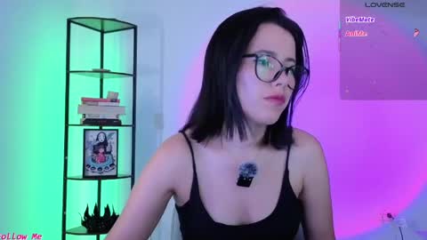 Snapshot of domgiirl chatting on 05.07.26 Mistress online show from 05.07.26