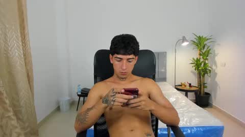 Snapshot of domi_master chatting on 02.17.25 MASTER online show from 02.17.25