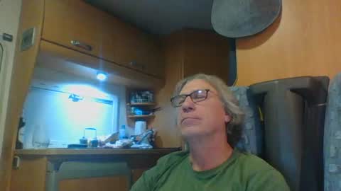 domiande online show from 11.12.25