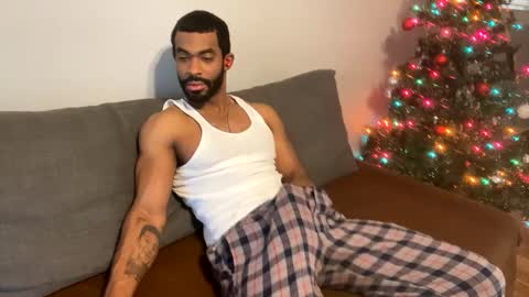 Snapshot of domidick7 chatting on 01.05.25 Domi online show from 01.05.25