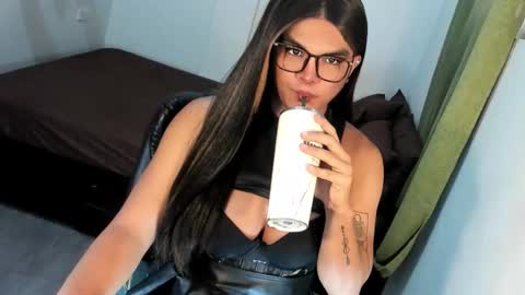 ANGELA online show from 11.21.25