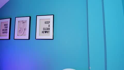 Snapshot of dominadiosa__ chatting on 10.14.25 Alexa online show from 10.14.25