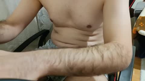 Snapshot of dominantboy77 chatting on 01.14.25 dominantboy77 online show from 01.14.25