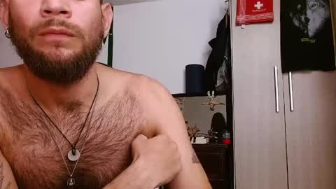 Snapshot of dominantthewolf chatting on 06.08.26 Logan - INDEPENDET MODEL online show from 06.08.26