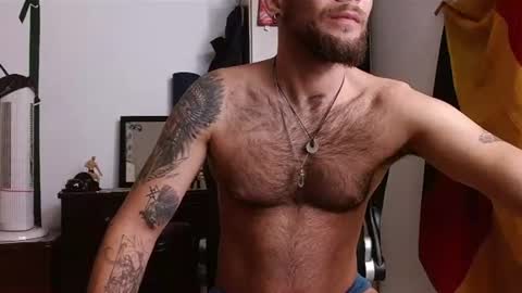 Snapshot of dominantthewolf chatting on 07.02.26 Logan - INDEPENDET MODEL online show from 07.02.26