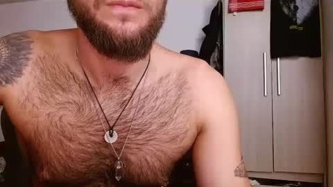 Snapshot of dominantthewolf chatting on 07.11.26 Logan - INDEPENDET MODEL online show from 07.11.26