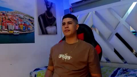 Snapshot of dominic_connor chatting on 02.05.26 DOMI online show from 02.05.26