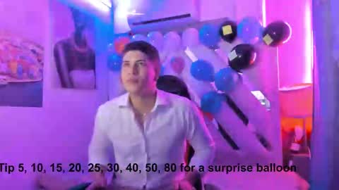 Snapshot of dominic_connor chatting on 02.12.26 DOMI online show from 02.12.26