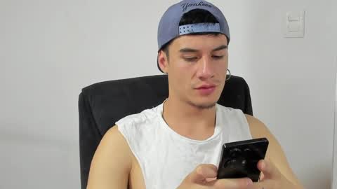 Snapshot of dominic_radccliffe chatting on 05.02.26 Your real love online show from 05.02.26