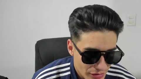 Snapshot of dominic_radccliffe chatting on 05.11.26 Your real love online show from 05.11.26
