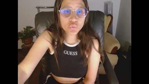 Snapshot of dominica3 chatting on 03.13.26 online show from 03.13.26