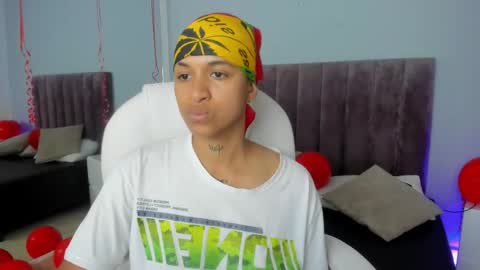 Snapshot of dominick_joness chatting on 02.15.25 Dominick  online show from 02.15.25