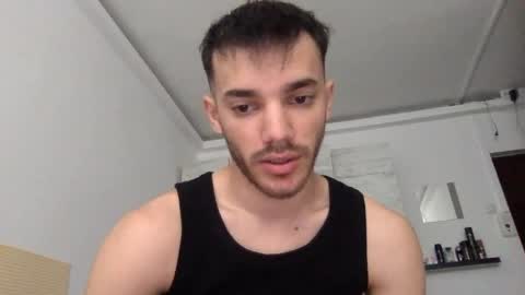 Snapshot of dominicvalente chatting on 05.22.26 dominicvalente online show from 05.22.26