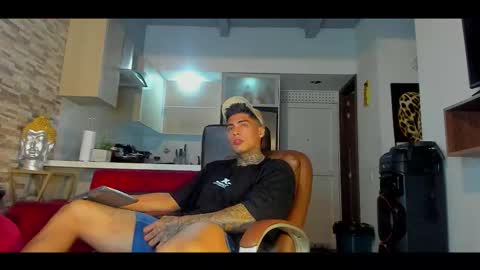 Only fans Ronnie col---InstaRonniecolleman  online show from 10.27.25