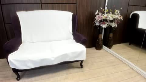 Snapshot of dominna chatting on 01.22.25 Dominna online show from 01.22.25