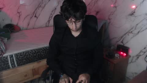 Snapshot of dominus_kane chatting on 04.07.26 dominus_kane online show from 04.07.26