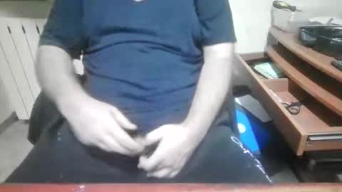 Snapshot of domynius10 chatting on 03.04.26 domynius10 online show from 03.04.26