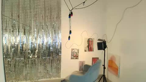 dona11a online show from 04.21.26